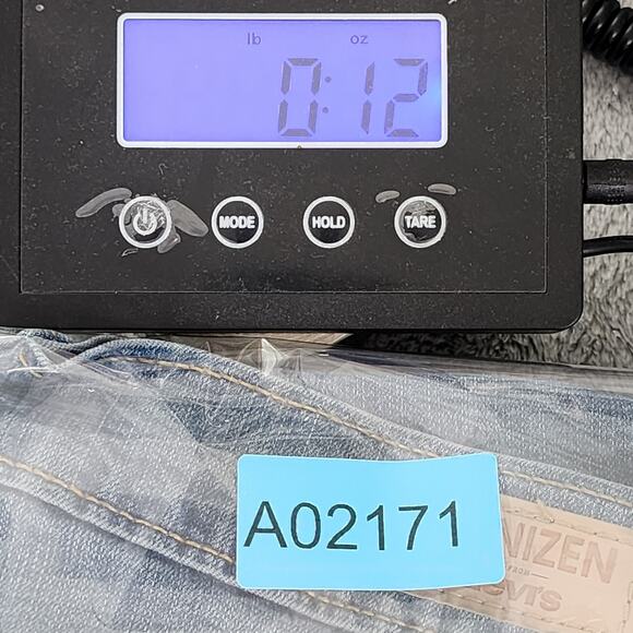 Levi's Denizen Jeans Womens 2 Blue Curvy Slim Cuffed Capri Low Rise Stretch - Picture 15 of 15